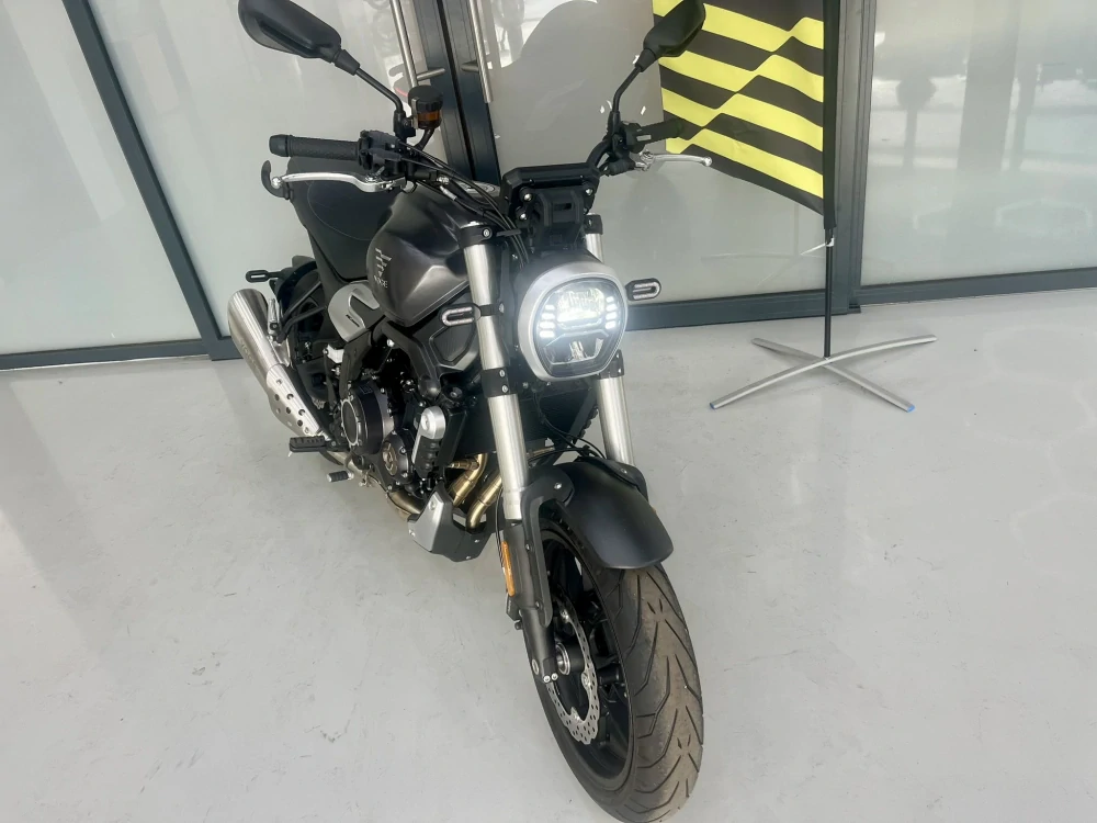 VOGE 525 AC