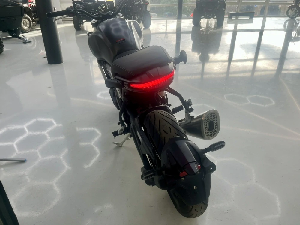 VOGE 525 AC