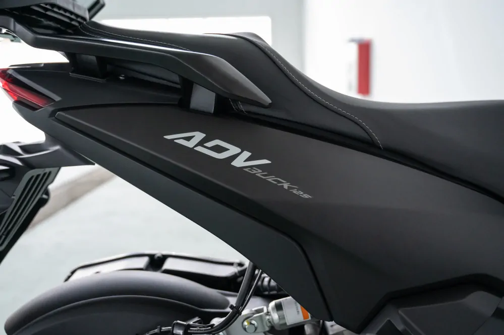 LINHAI SCOOTER BUCK 125 ADV E5+, GREY