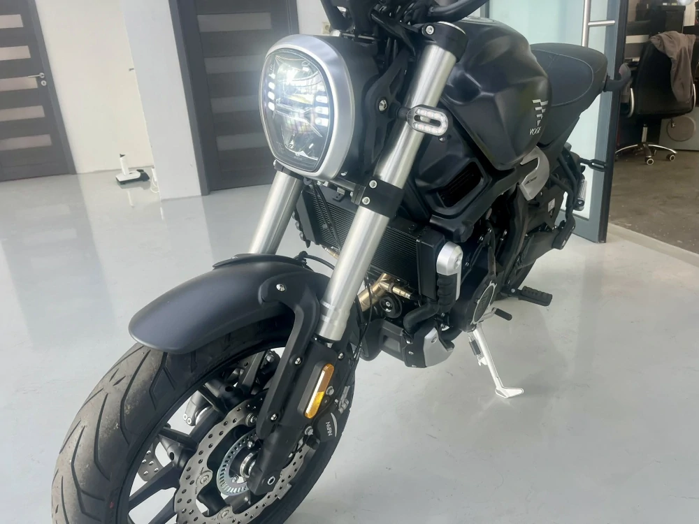 VOGE 525 AC